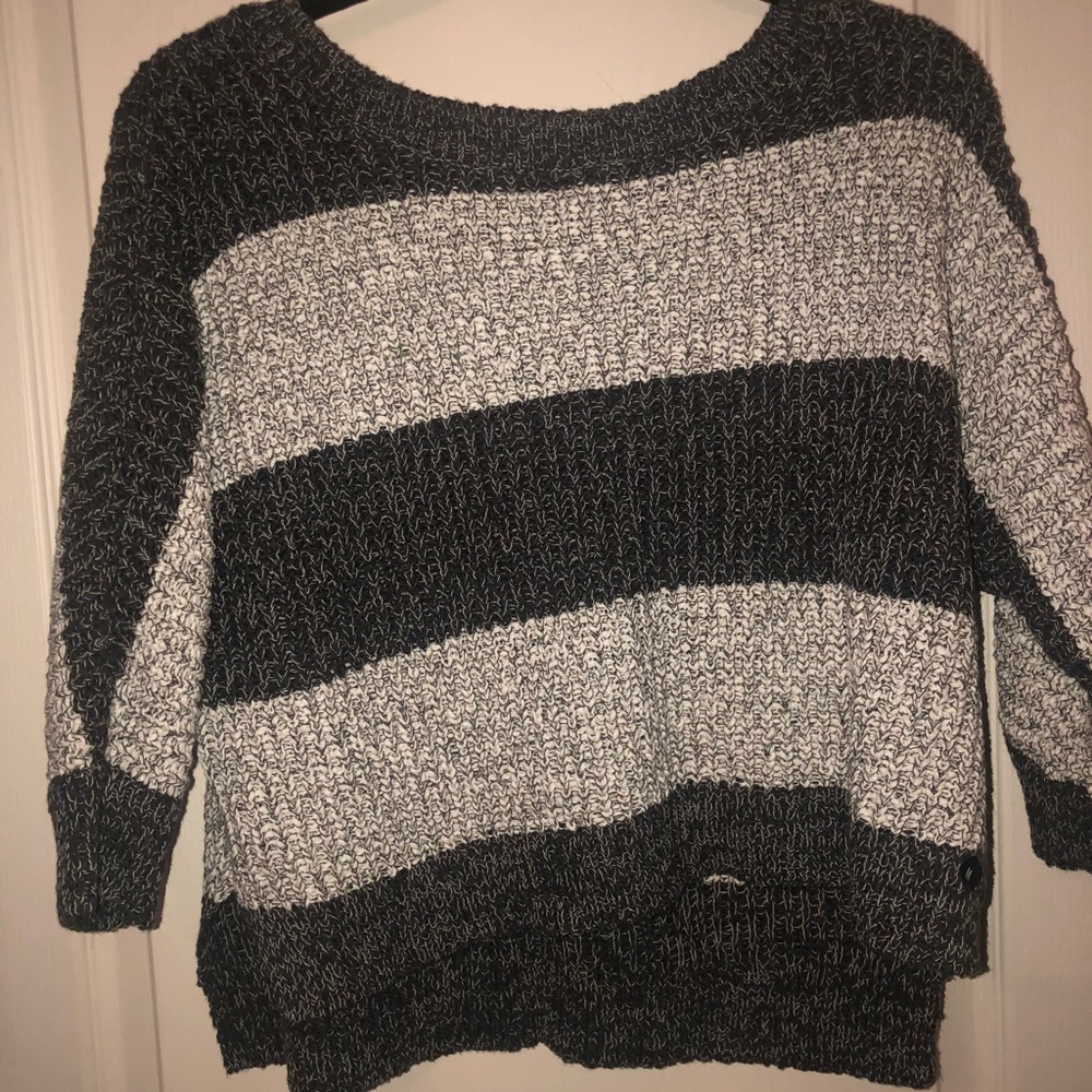 Cropped knitted Hollister sweater, stripped